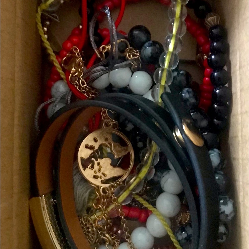 Mystery box - jewelry/accessories